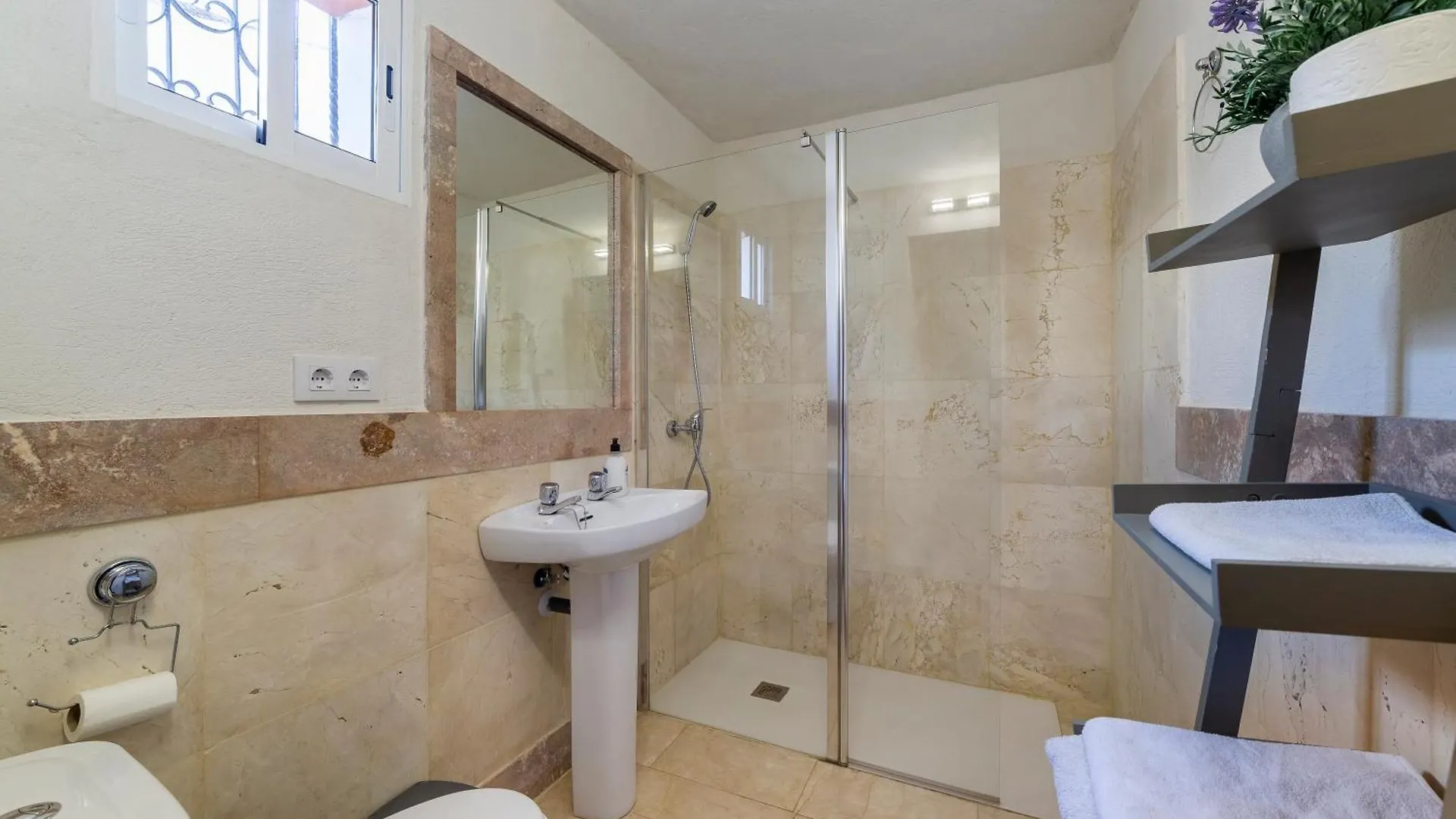 Holiday home Cortijo El Alamo De Velez Villa Velez Blanco Spain